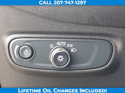 Used 2024 Chevrolet Equinox LT AWD/4WD image 17
