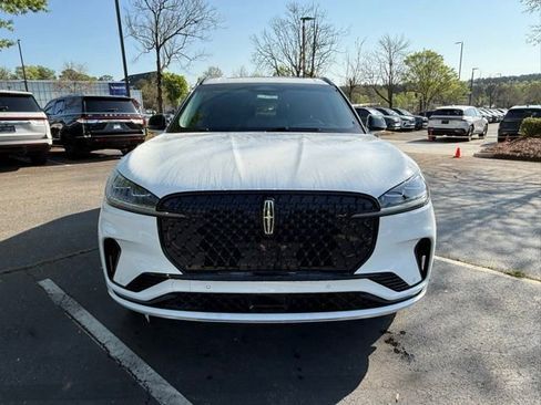 New 2025 Lincoln Aviator Reserve w/ Luxury Package image 16