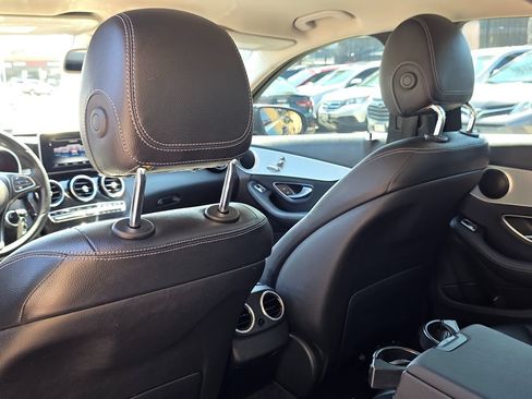 Used 2017 Mercedes-Benz C 300 Sedan image 23