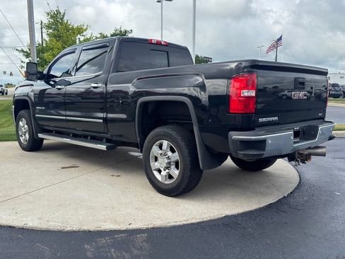 Used 2019 GMC Sierra 2500 SLT w/ Duramax Plus Package AWD/4WD image 5