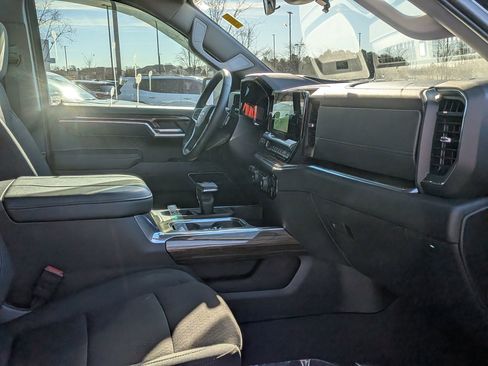 Certified 2025 Chevrolet Silverado 1500 LT image 22