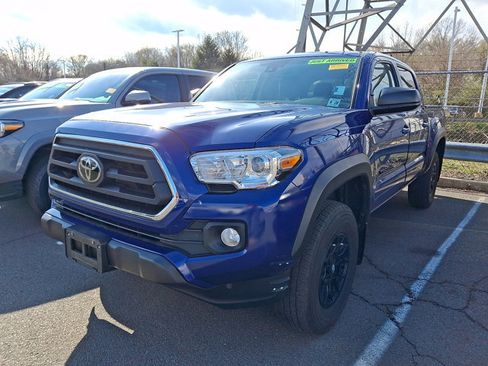 Used 2023 Toyota Tacoma SR5 w/ SX Package image 4