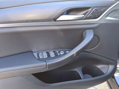 Used 2024 BMW X3 xDrive30i w/ Convenience Package image 10