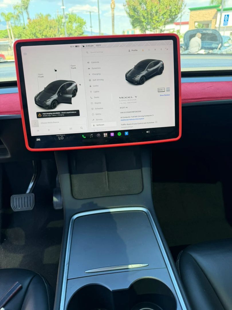 Used 2021 Tesla Model Y Long Range AWD/4WD image 24