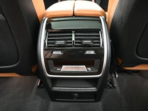 Used 2022 BMW X5 xDrive45e w/ Executive Package AWD/4WD image 24