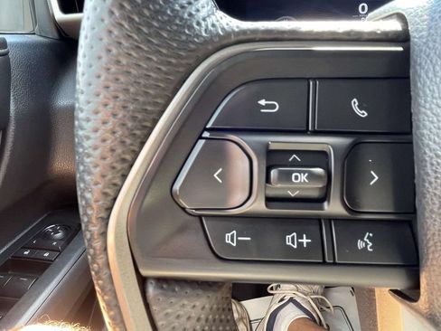 Used 2024 Toyota Tacoma Limited w/ Limited Package (LT) AWD/4WD image 20