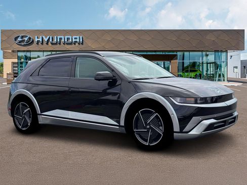 New 2025 Hyundai Ioniq 5 Limited image 10