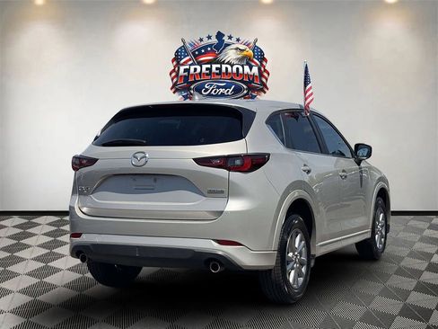 Used 2025 MAZDA CX-5 AWD 2.5 S w/ Preferred Package image 4