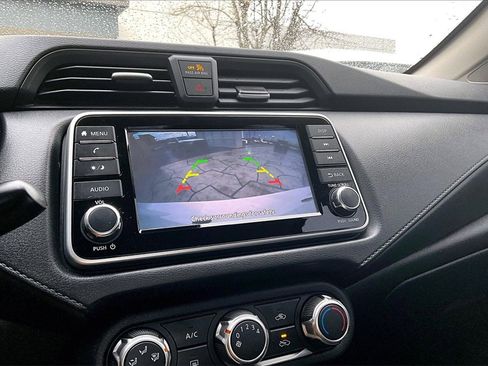 Used 2020 Nissan Versa S image 14