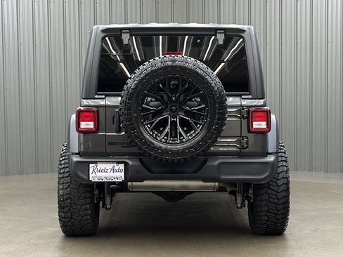 Used 2024 Jeep Wrangler Unlimited Sport AWD/4WD image 4
