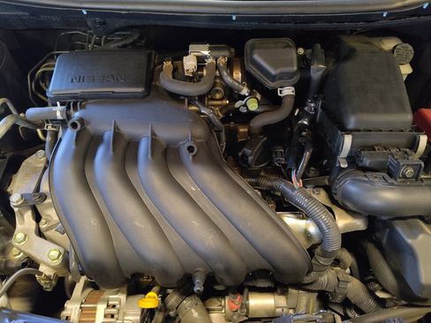 Used 2019 Nissan Versa S Plus FWD image 30