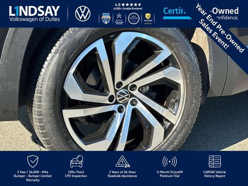 Certified 2020 Volkswagen Atlas Cross Sport SEL Premium image 9