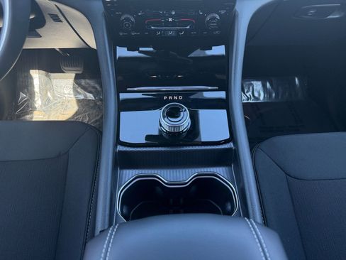New 2025 Jeep Grand Cherokee L Laredo w/ Luxury Tech Group I AWD/4WD image 11