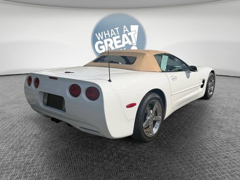 Used 1999 Chevrolet Corvette Convertible w/ Memory Pkg RWD image 3