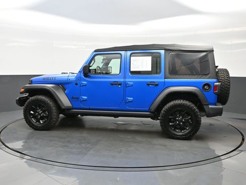 Used 2021 Jeep Wrangler Unlimited Sport image 3
