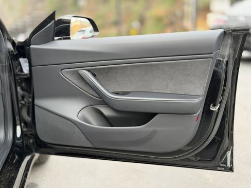 Used 2019 Tesla Model 3 Long Range image 36