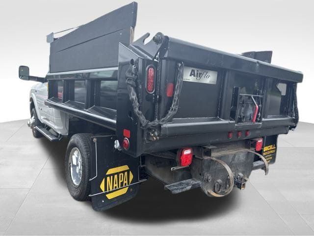 Used 2022 RAM 3500 Tradesman w/ Chrome Appearance Group AWD/4WD image 35