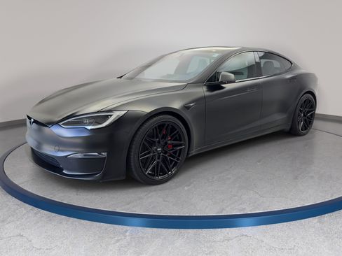 Used 2024 Tesla Model S Plaid AWD/4WD image 1