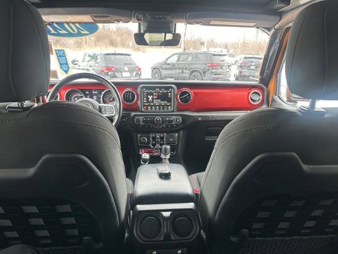 Used 2021 Jeep Wrangler Unlimited Rubicon image 30