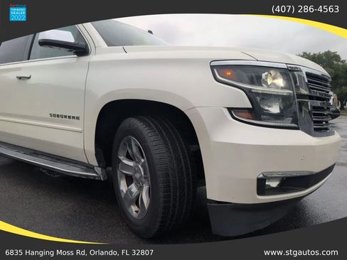 Used 2015 Chevrolet Suburban LTZ RWD image 9