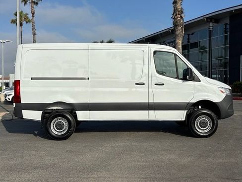 Used 2026 Mercedes-Benz Sprinter 2500 image 2
