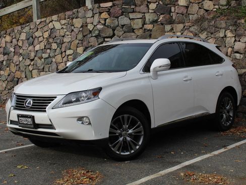 Used 2014 Lexus RX 450h AWD image 2