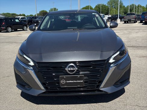 Certified 2023 Nissan Altima 2.5 SV AWD/4WD image 3
