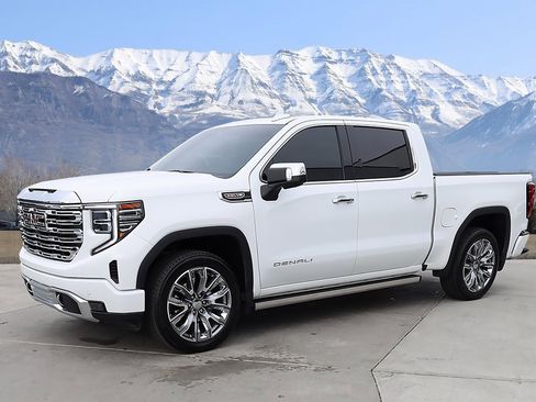 Used 2024 GMC Sierra 1500 Denali image 2