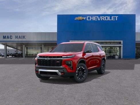 New 2027 Chevrolet Traverse Z71 w/ Enhanced Driving Package AWD/4WD image 8
