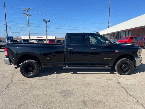 Used 2022 RAM 3500 Tradesman w/ Chrome Appearance Group image 7