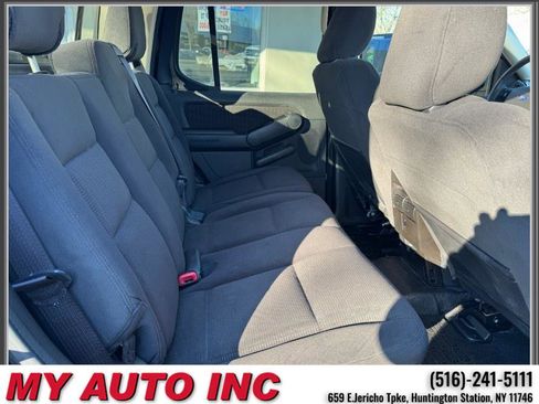 Used 2010 Ford Explorer Sport Trac XLT image 28