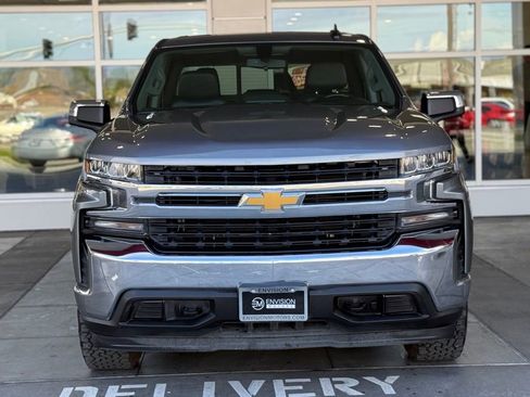 Used 2022 Chevrolet Silverado 1500 LT image 4