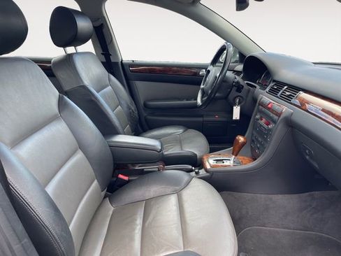 Used 2004 Audi allroad 4.2 AWD/4WD image 15