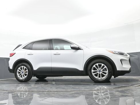 Used 2020 Ford Escape SE AWD/4WD image 41