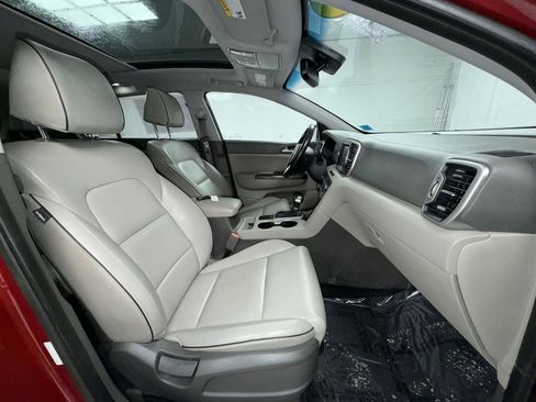 Used 2017 Kia Sportage EX w/ EX Premium Package image 11