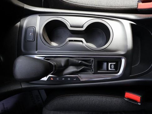 Certified 2022 Chevrolet Equinox LT FWD image 30