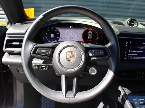 Used 2024 Porsche Macan 4 Electric image 18