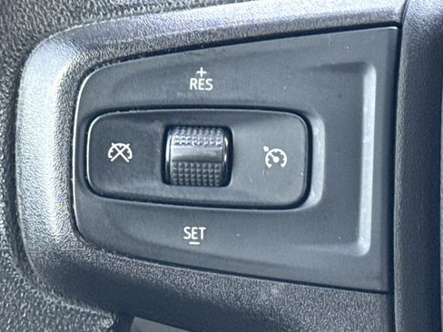 Used 2020 Chevrolet Silverado 1500 Custom Trail Boss w/ Custom Convenience Package image 19