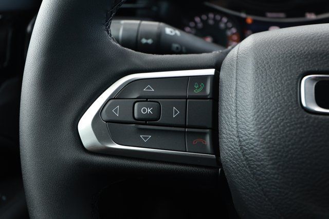 New 2026 Jeep Compass Latitude AWD/4WD image 13