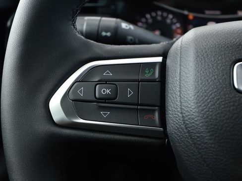 New 2026 Jeep Compass Latitude AWD/4WD image 13