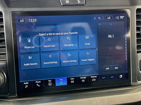 Used 2025 Ford F350 Platinum w/ Platinum Plus Package AWD/4WD image 41