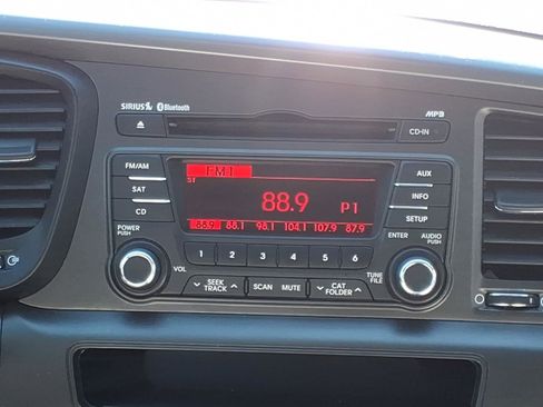 Used 2012 Kia Optima LX FWD image 5
