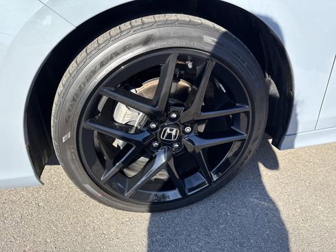 Certified 2023 Honda Civic Sport image 9