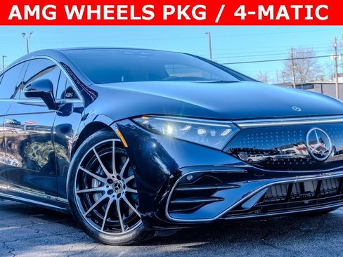 Used 2022 Mercedes-Benz EQS 580 580 image 3