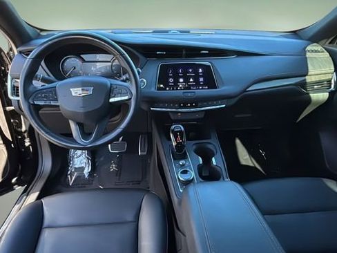 Used 2023 Cadillac XT4 Sport image 16