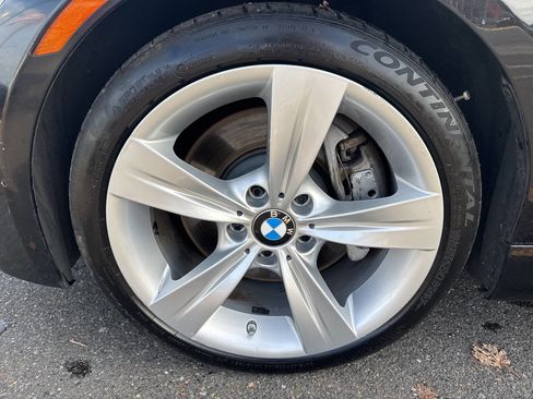 Used 2011 BMW 335i xDrive Sedan w/ M Sport Pkg image 12