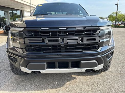 Used 2025 Ford F150 Raptor AWD/4WD image 9