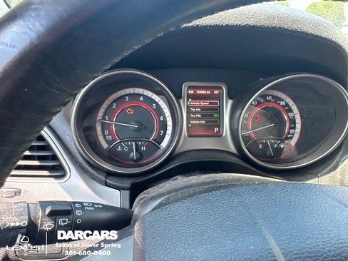 Used 2016 Dodge Journey Crossroad FWD image 1