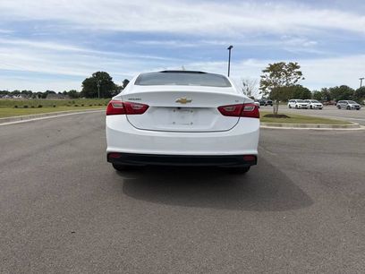 Used 2023 Chevrolet Malibu LT