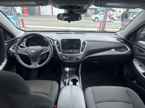 Used 2024 Chevrolet Malibu LT FWD image 10